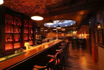 Sammy's Bar