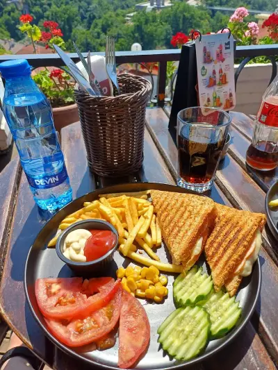 Лино Бар
