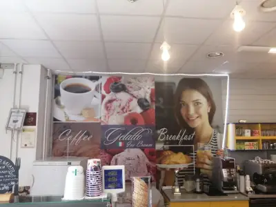 FLOR Gelato Artigianale & Cafeteria, Patisseria METRO VT