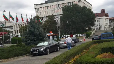 NERI KARRA (НЕРИ КАРРА)