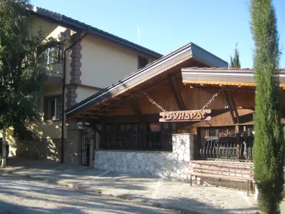 Family Hotel Bunara