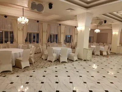 Сватбена зала Роял