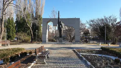 Сватбени Рокли - Стоян Радичев