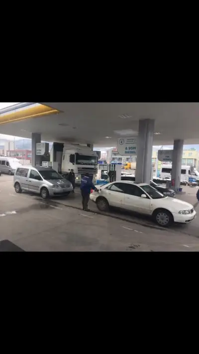 Бензиностанция
