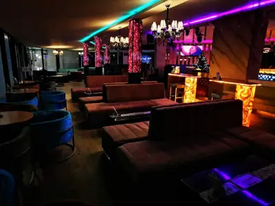 Addicted Fashion Club -Svishtov