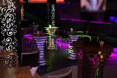 Corset Piano Live Bar