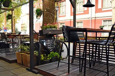 French Café