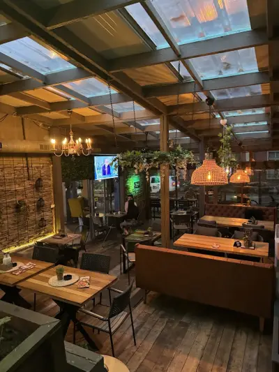 French Café