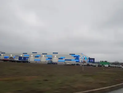 България Пласт - Шумен Офис - PVC и AL прозорци и врати