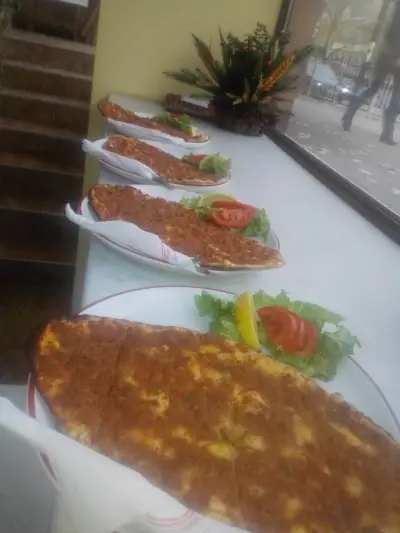 "Вкусно" дюнер и пица