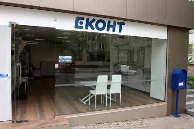Еконт офис Шумен Руски паметник