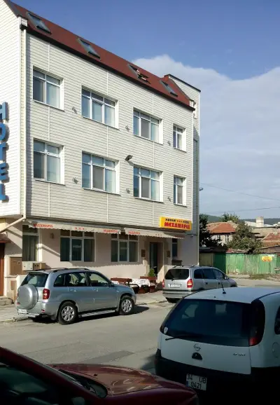 Хотел Мехджарел