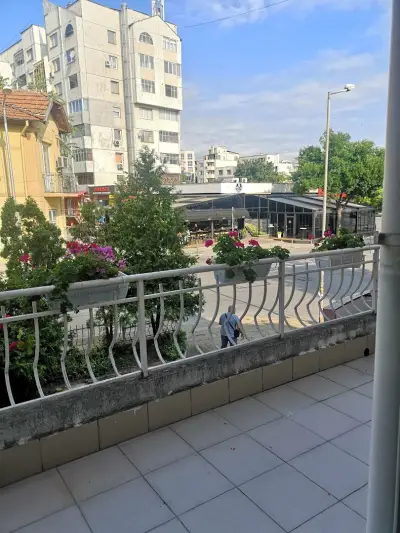 Avenue