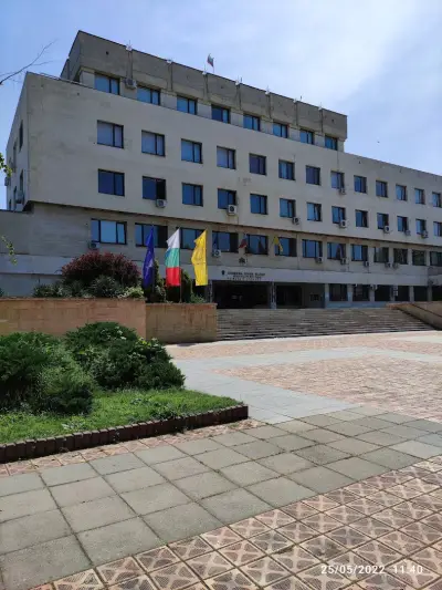 Община Нови пазар