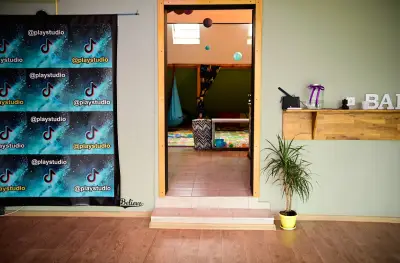 Play Studio
