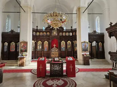 Храм-паметник "Св. св. Кирил и Методий"