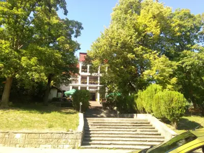 ХОТЕЛ ОРБИТА