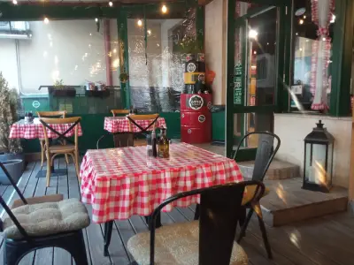 Otto Pizza Napoletana