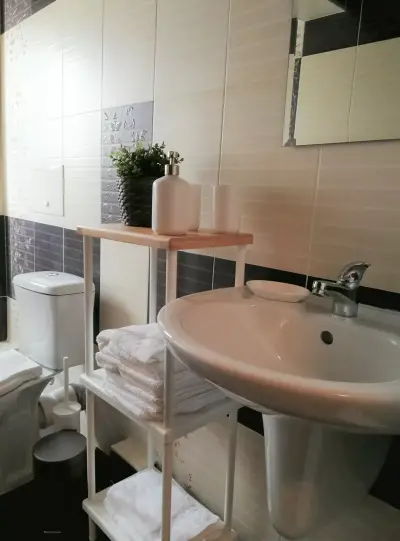Red Peppers Apartment