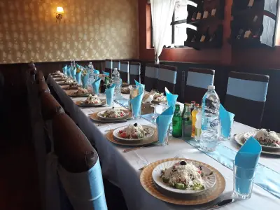 Гръцки Ресторант "КАЛЕЯ"