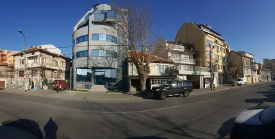 Riverside Family Hotel