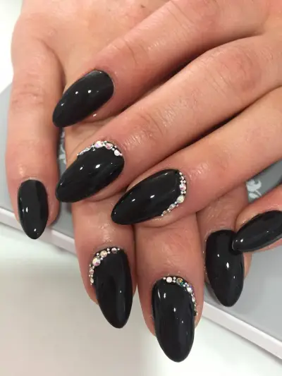 Perfect nails by Miracle Vision