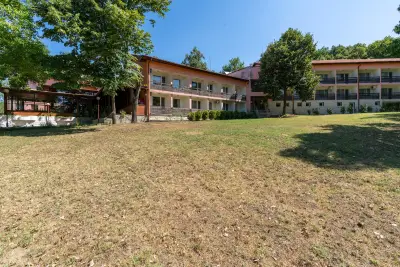 Gledkata Complex