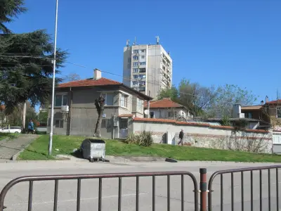 Akademik Boyan Petkanchin High school