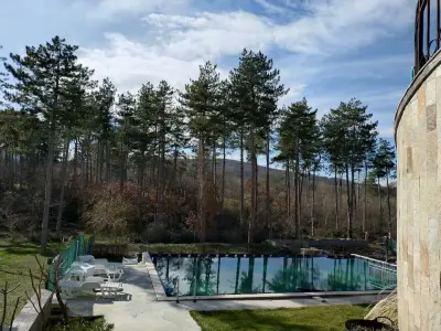 D.Villa Mineralni bani