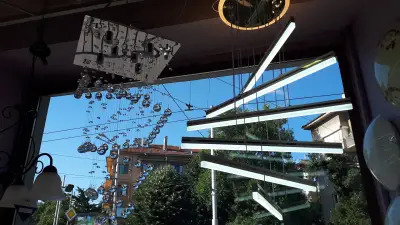 Магазин за осветителни тела,лампи,крушки,полилеи и консумативи - ,,Всичко за Осветлението"