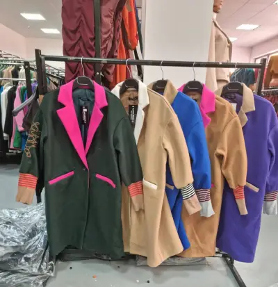 Дрехи на едро KAAN MODA | Склад за дрехи