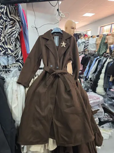 Дрехи на едро KAAN MODA | Склад за дрехи