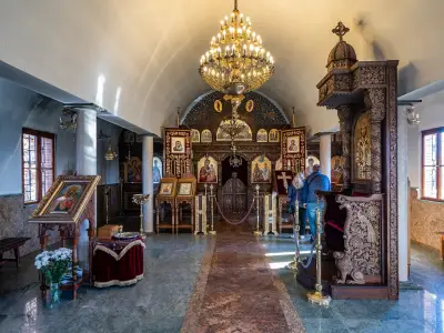 Манастир „Света Троица“ Кръстова гора