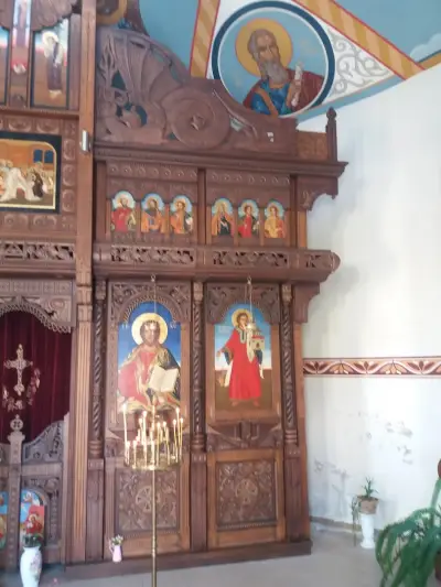 Параклис „Св. Петка Българска”
