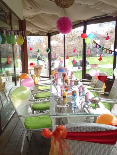 Park-cafe Tropicana ( парк-кафе Тропикана)