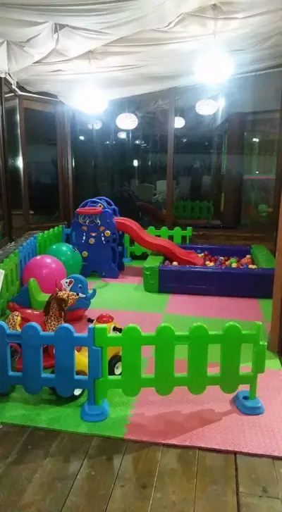 Park-cafe Tropicana ( парк-кафе Тропикана)