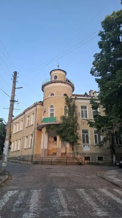 Начално училище "Васил Петлешков"