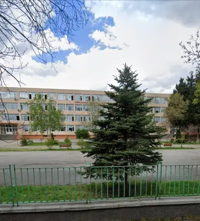 Езикова гимназия „Бертолт Брехт“