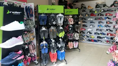 Магазин Bulldozer, Lee Cooper, Rider, Ipanema, Grendha (Магазин Булдозер)
