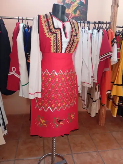 НАРОДНИ НОСИИ БГ ЕООД
