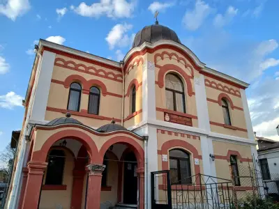 Сградата на архиерейското наместничество в Пазарджик