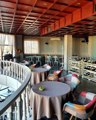 Хюга Ресторант / Hygge Restaurant