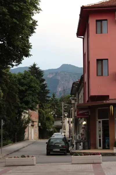 Червената къща
