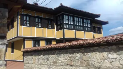 КЪЩА ТРАДИЦИЯ