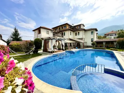 Complex Flora - guest house
