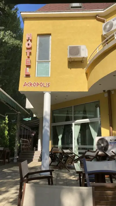 Хотел Акрополис