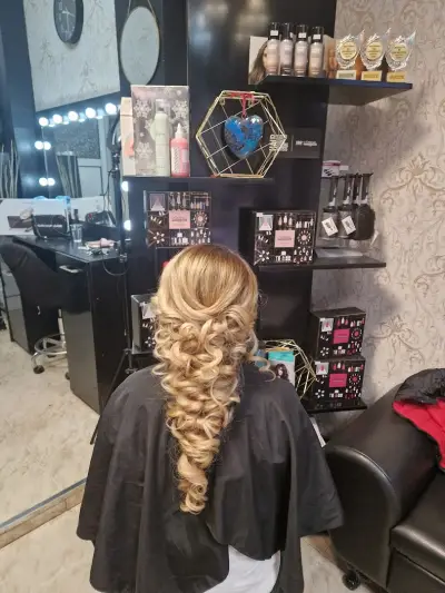 Grazia hair studio Desislava Dobrikova