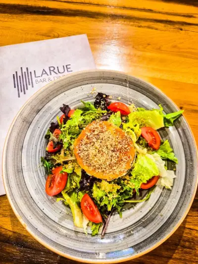 LaRue Bar&Dinner