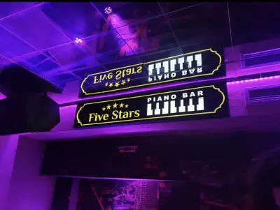 Piano Live Club Five Stars