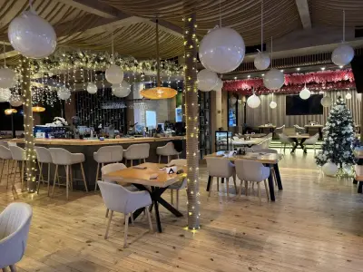 Paradise Bar & Dinner